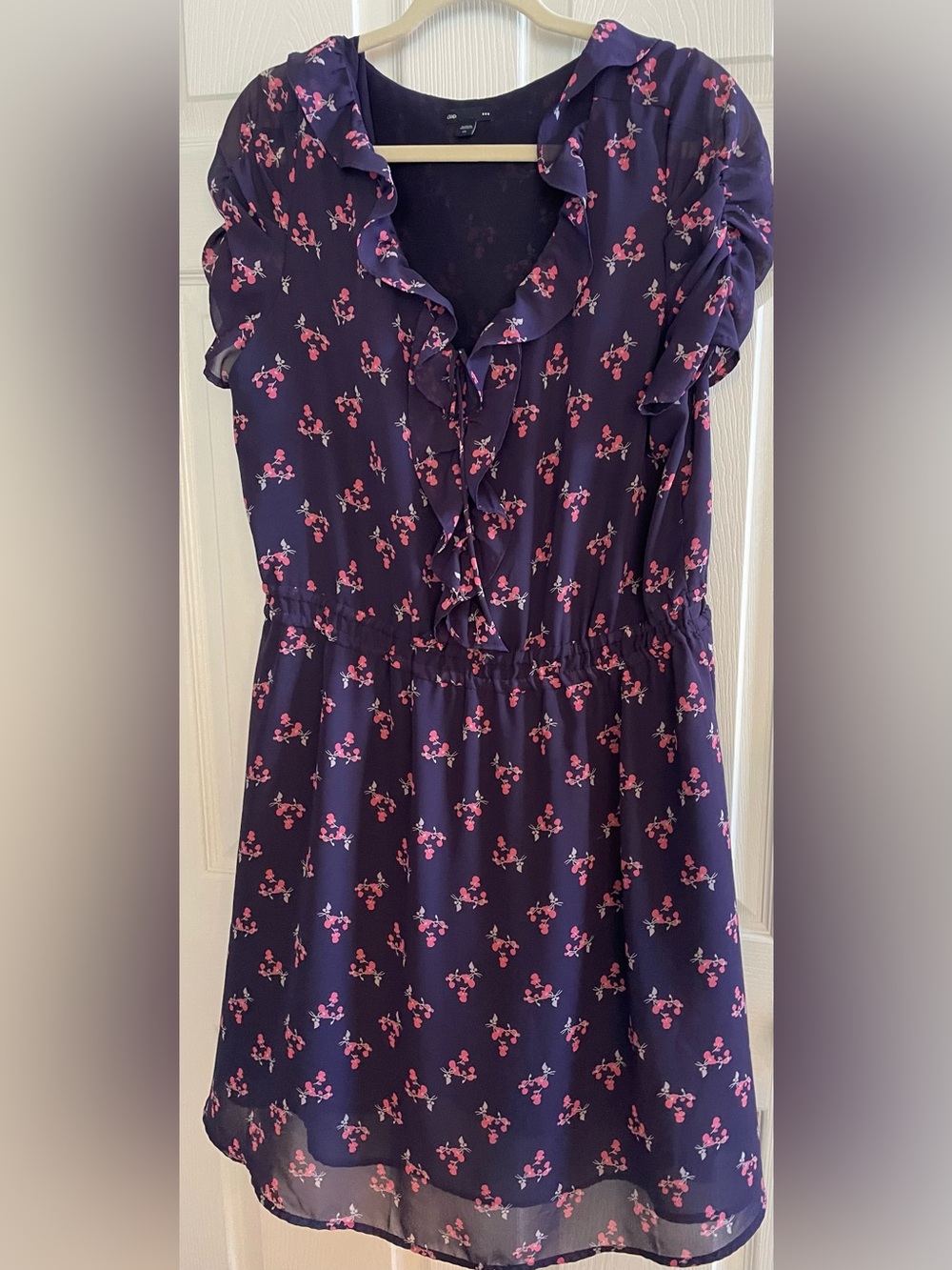 GAP Purple Floral Ruffled Short Sleeve Dress with Pink Blossoms